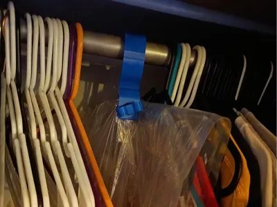 Closet Hanging Clamp
