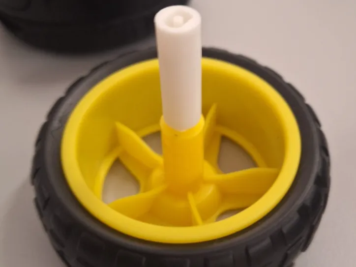 ADAPTADOR PARA MOTORES DC ( AMARELO)