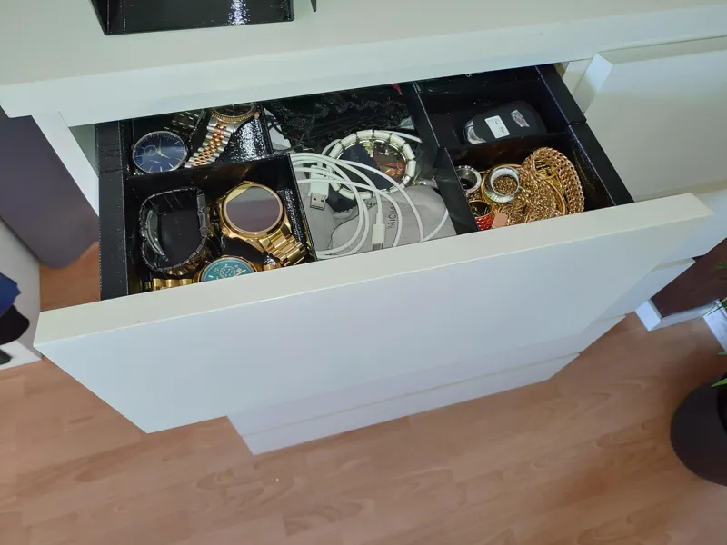 IKEA MALM additional space