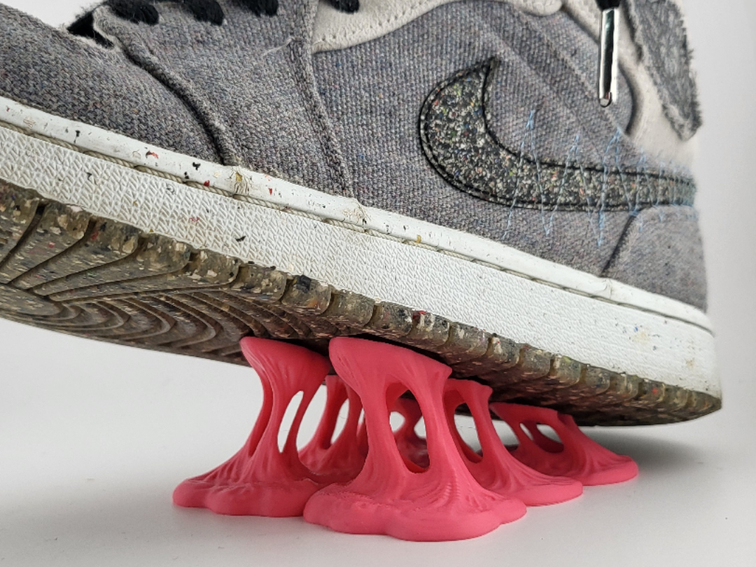 Gum Shoe Stand Display for Nike and Jordan Shoes 