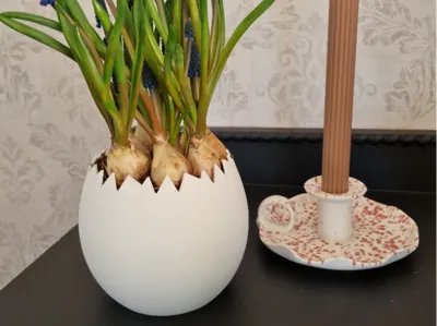 Eggcellent Easter Egg Planter
