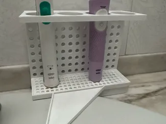 porta spazzolini / toothbrush holder