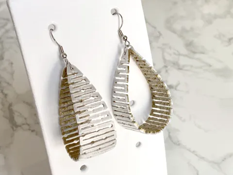 Living Hinge Earring view 2