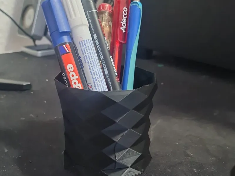 Geometric Pen Holder – Fidget Faceted Design
