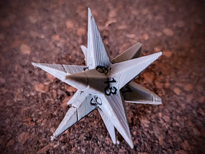 Evil spiked Giant D20