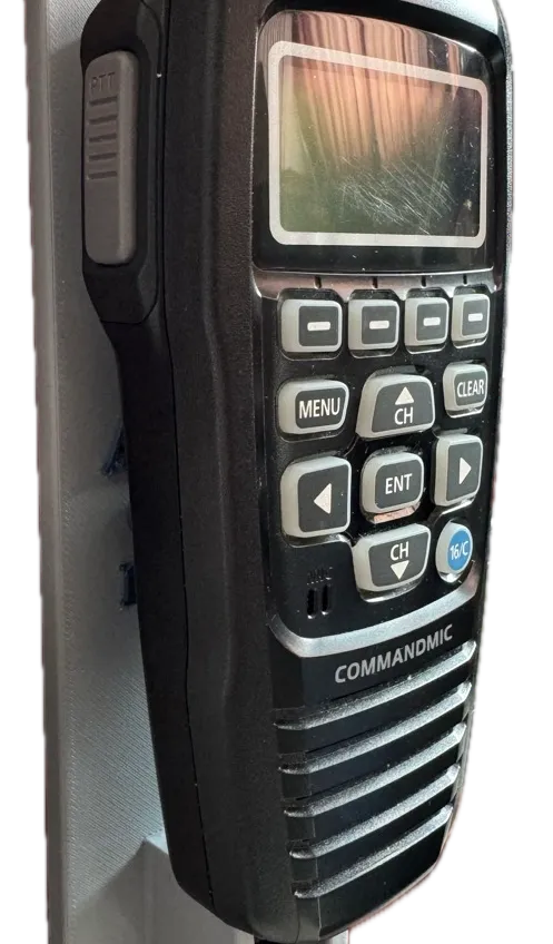 Icom HM-195B marine mount