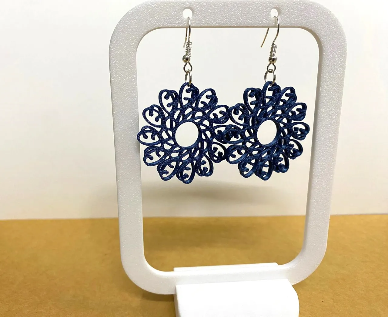 circle earrings view 3