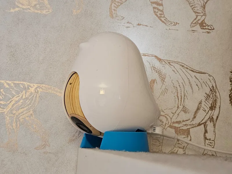 CuboAI baby monitor portable stand
