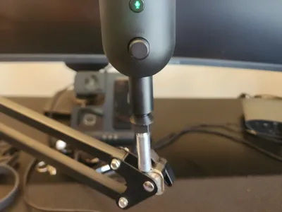 Razer Seiren v2 Microphone Arm Adapter