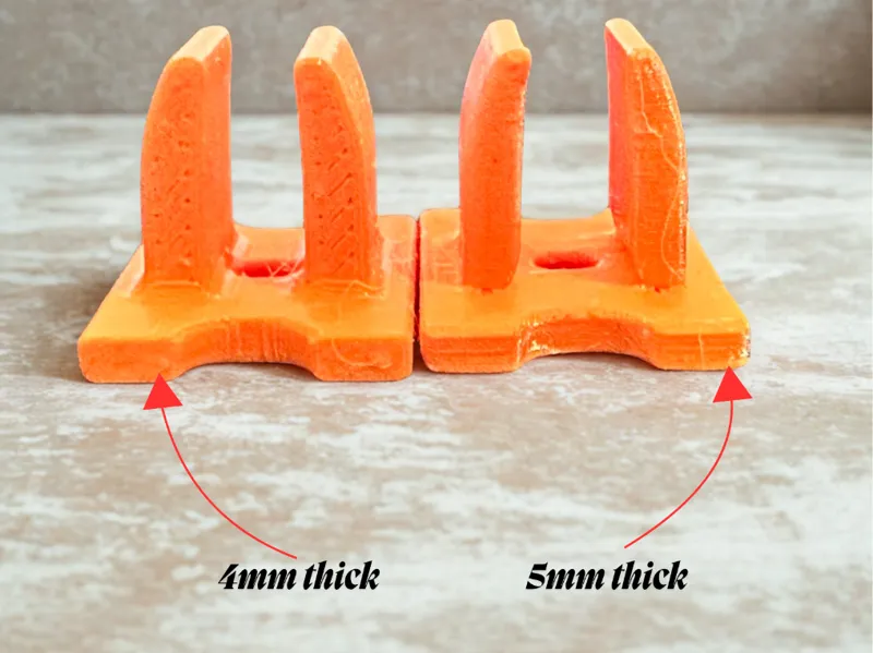Clips for les strips with thickness 4 * 5 mm