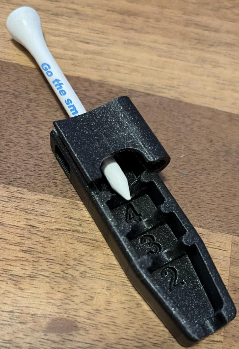Miniatura 2 do modelo 3D Tee Adjuster for Your Hat