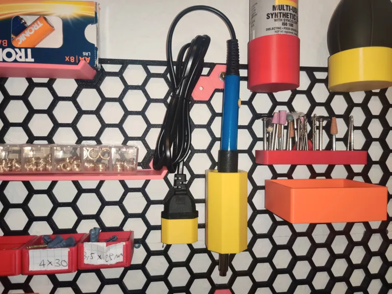 Porta Saldatore e presa Honey wall storage