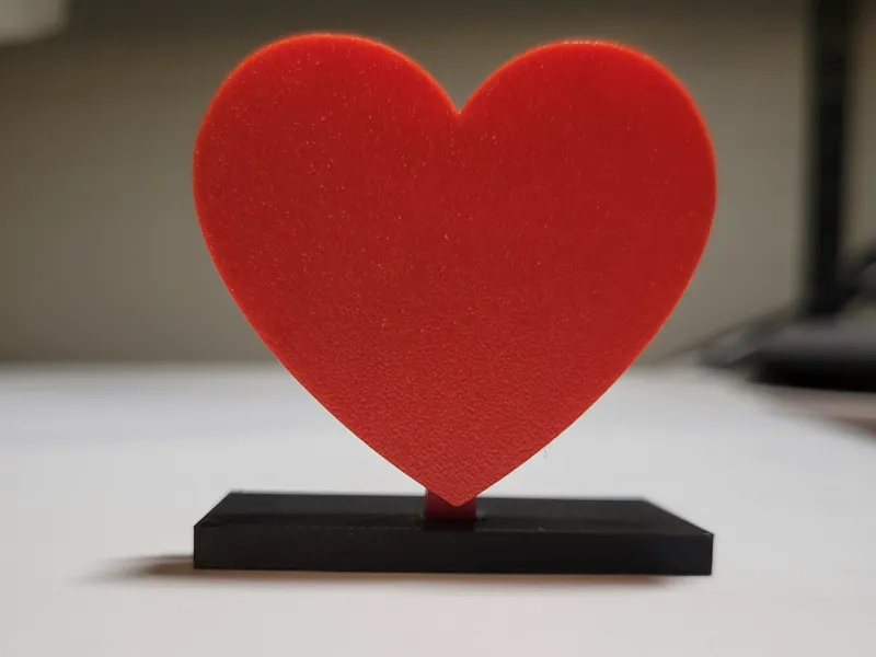 Heart pic holder for picture note or photo cards