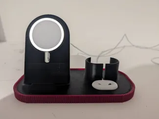 google pixel 10 and pixel watch 4 stand