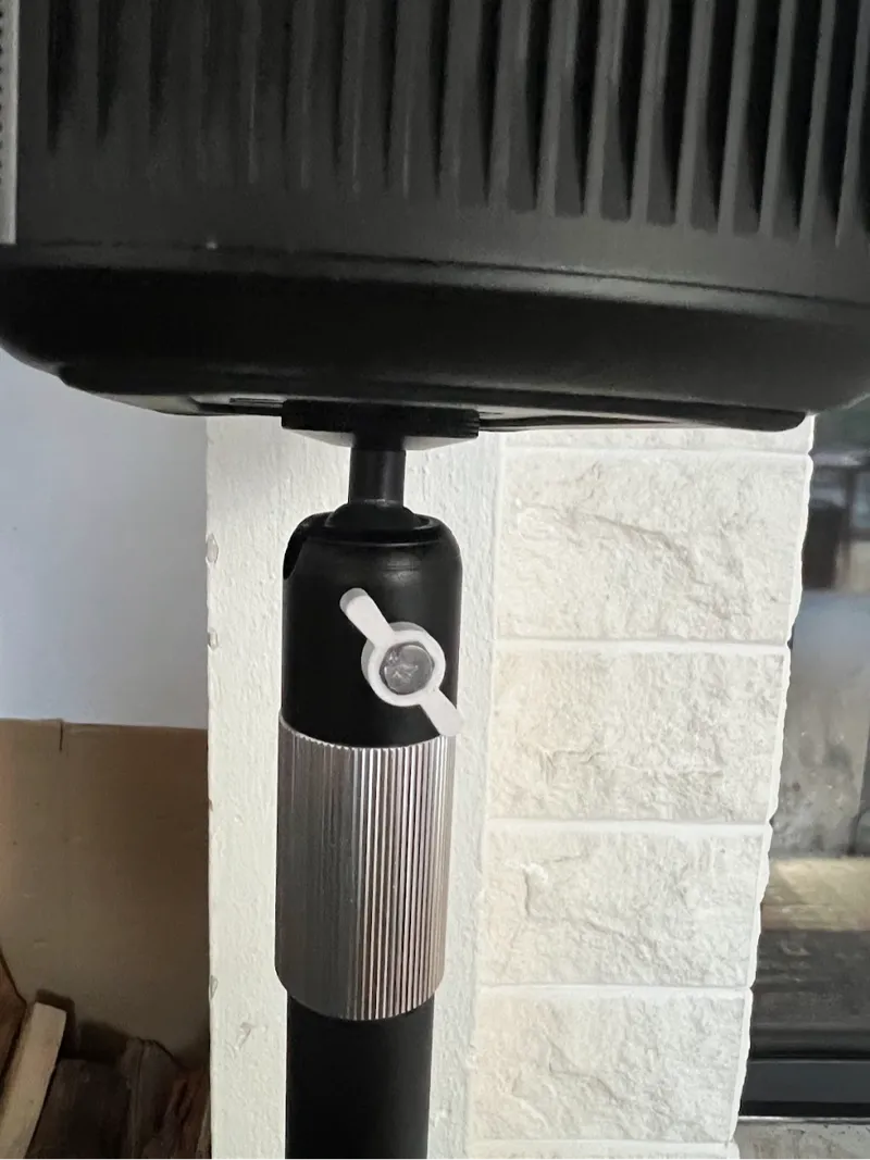 Wing Grip POLESTO Projector Stand