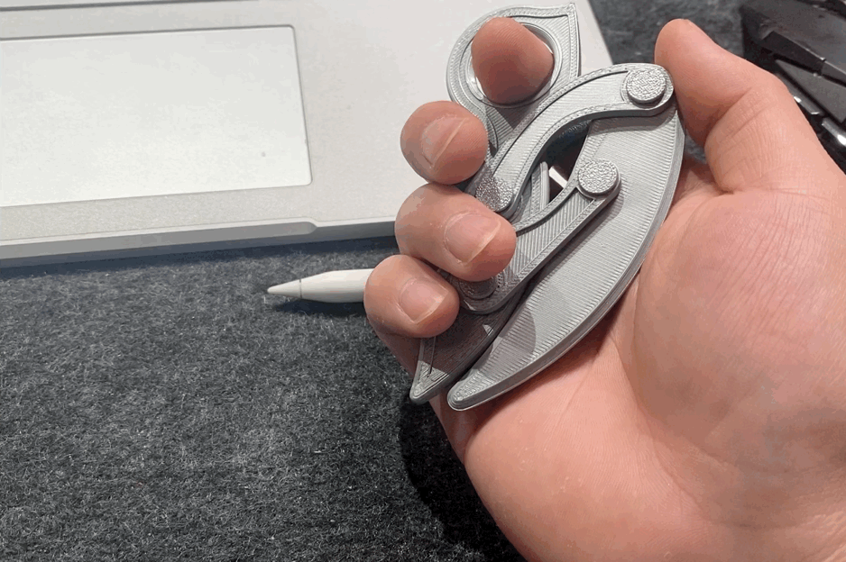 Miniatura 2 do modelo 3D 折叠刀 机械爪刀 无需五金  炫酷爪子刀 变形刀 训练刀