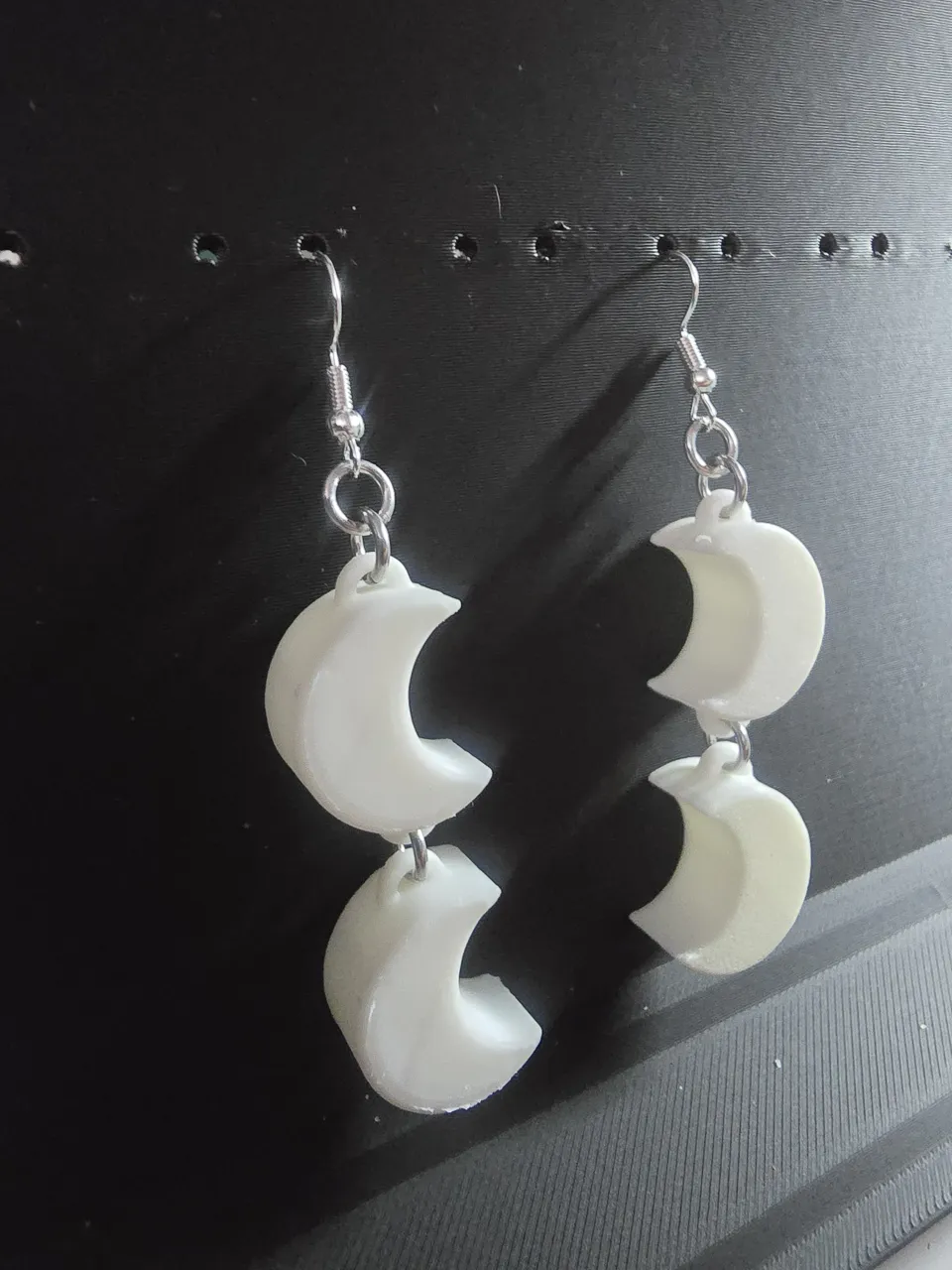 Moon Earrings Beads view 3