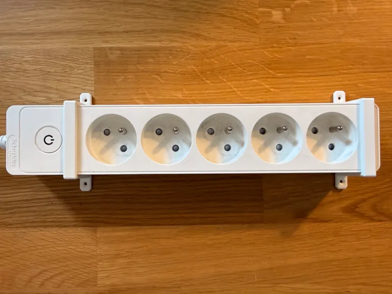 Brackets for Schneider Odace ST9351W Powerstrip