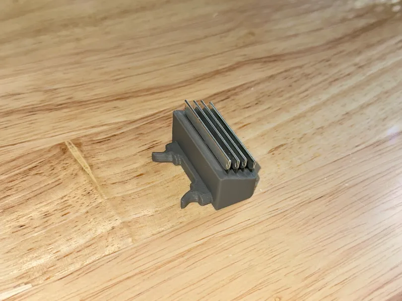 Multiboard Razor Blade Holder - Free 3D Print Model - MakerWorld