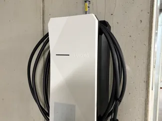 Wandmontage Adapter für Loxone Wallbox