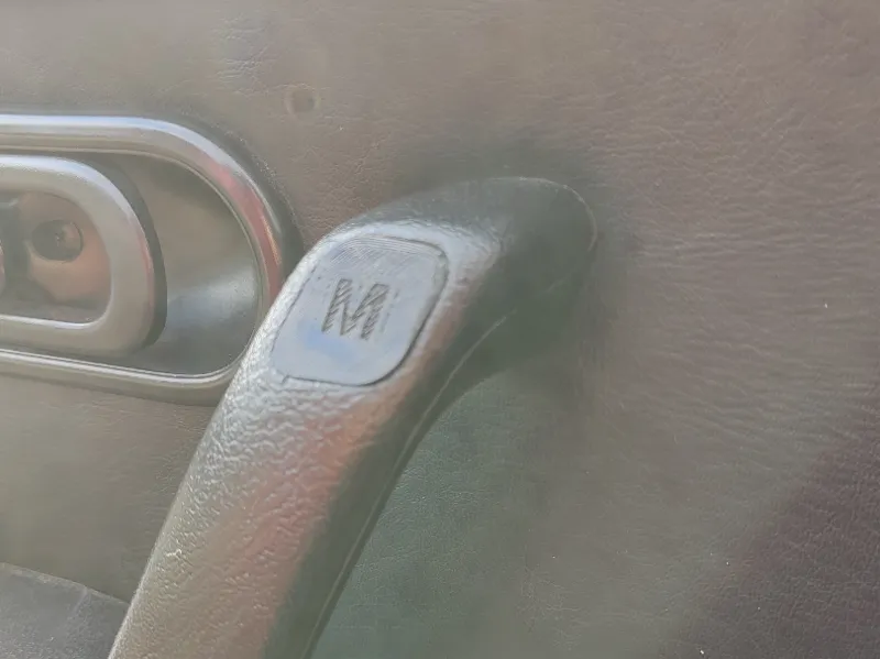 Mazda Miata Mx5 NA Door Handle Plug - Both Sides