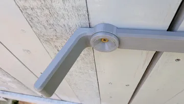 Tapa o cubierta: Door Latch locking mechanism - Screw in — vista de referencia 4