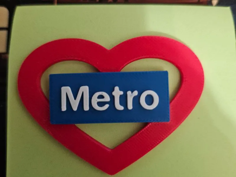 cartel corazon metro