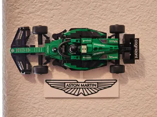 Aston Martin F1 Speed Champions Wall Mount