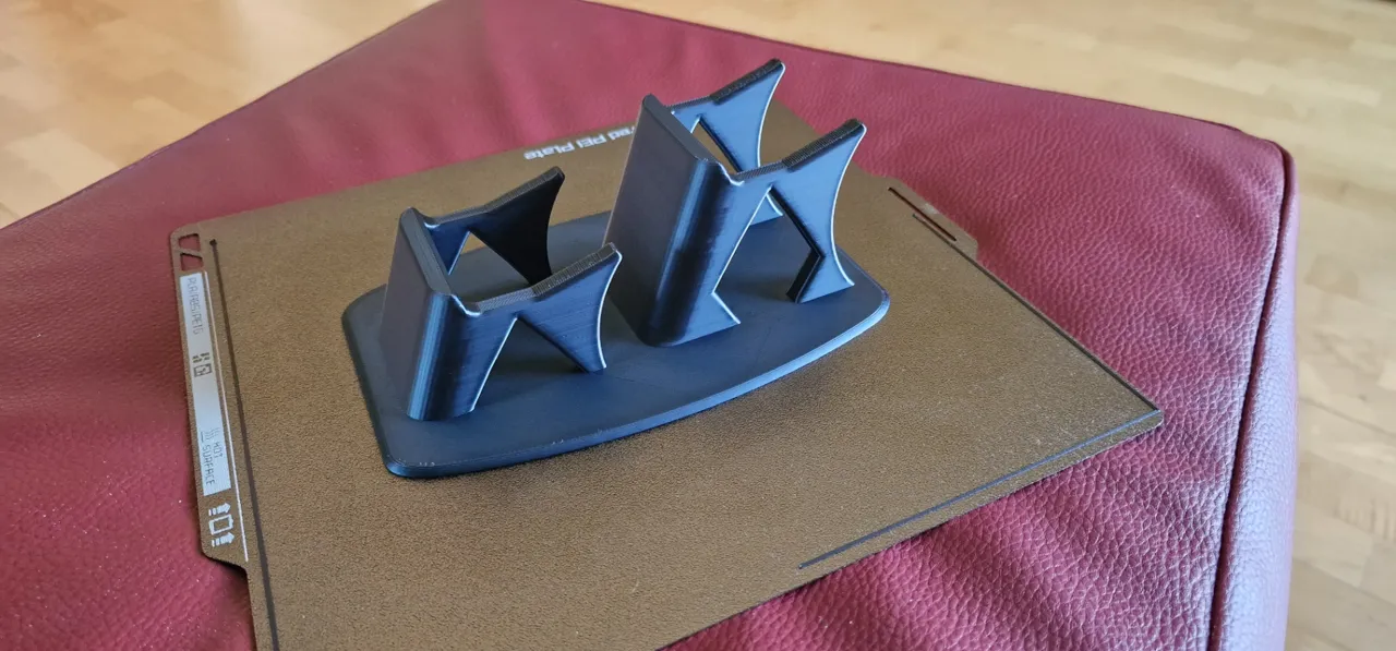 PS5 Controller Dual Stand view 4
