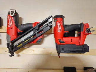 Cleat Hanger for Milwaukee 18 and 16 Gauge Nailer