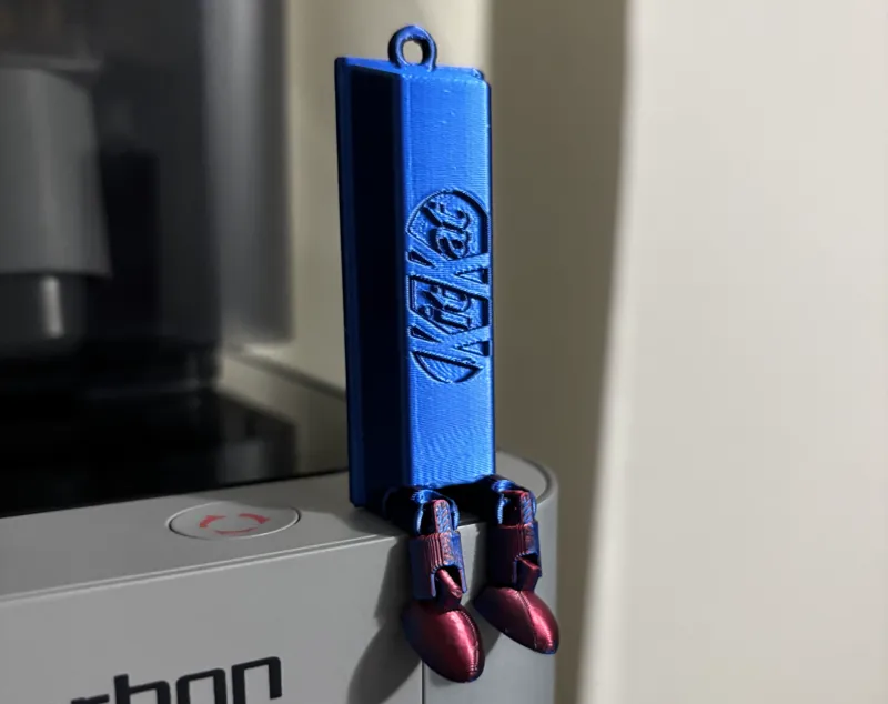 Articulated KitKat | KitKat with articulated legs