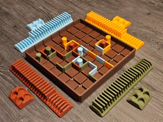 Wall Go! (2-4 player Board Game) - The Devils Plan