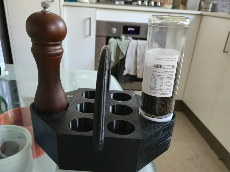 Egg & Spice Basket Caddy (for BBQ)