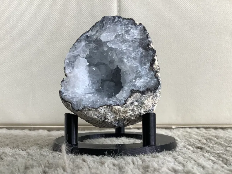 Geode Stand
