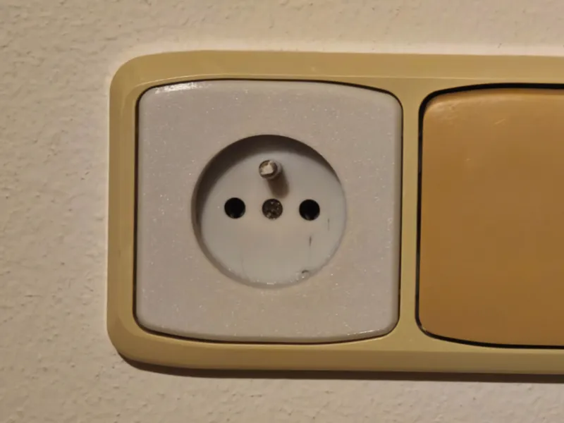 ABB Tango single socket cover