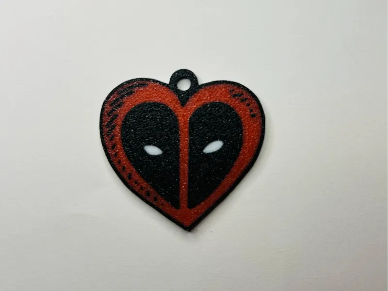 Deadpool Heart keychain