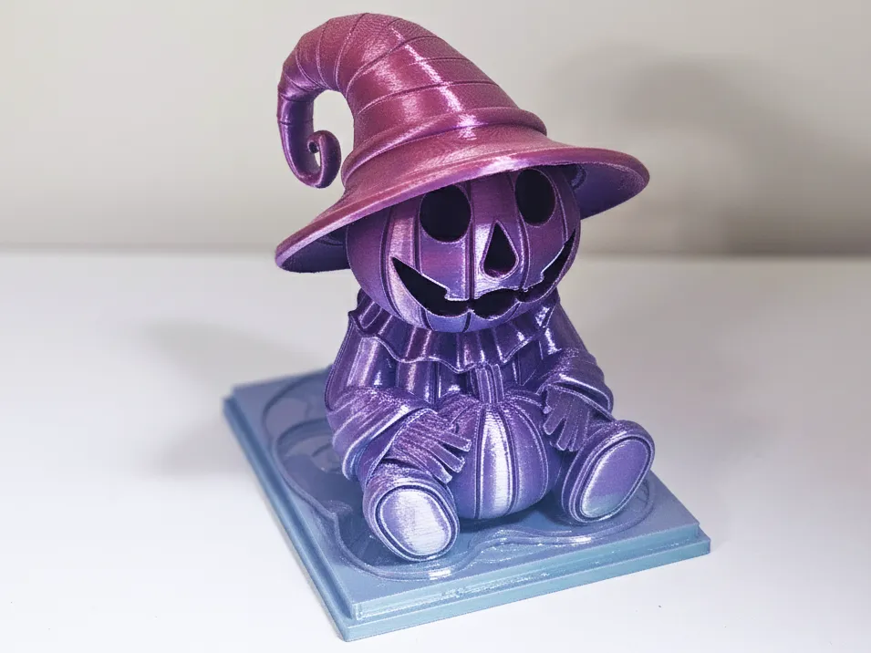 Cute Pumpkin in a witch hat - Free 3D Print Model - MakerWorld