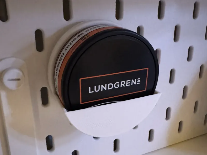 Snus/zyn hanger skadis