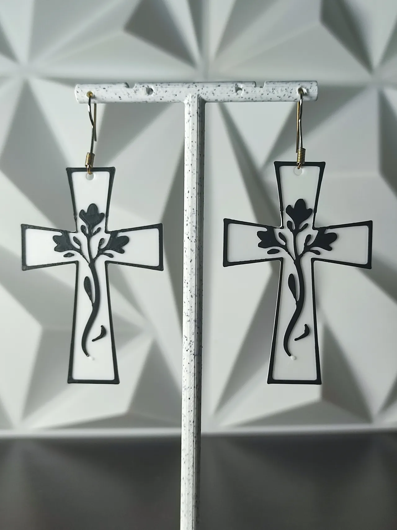 Aretes Sacro Moderno view 3