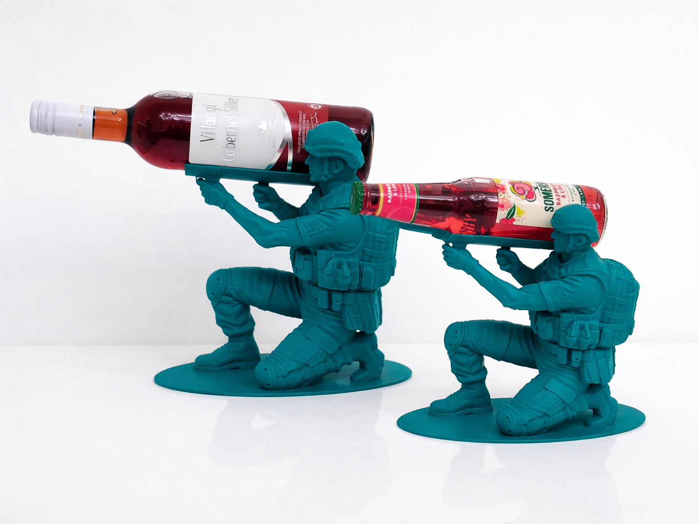 Tactical Bottle Launcher - RPG Soldier with bottle