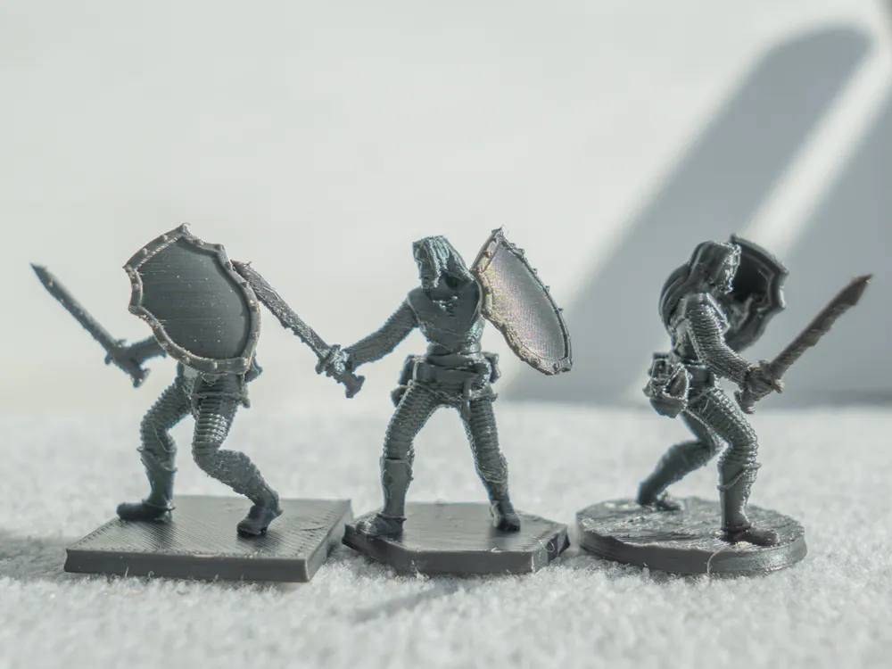 Elf Swordsman - 28mm or 32mm Miniatures - Fur and Steel