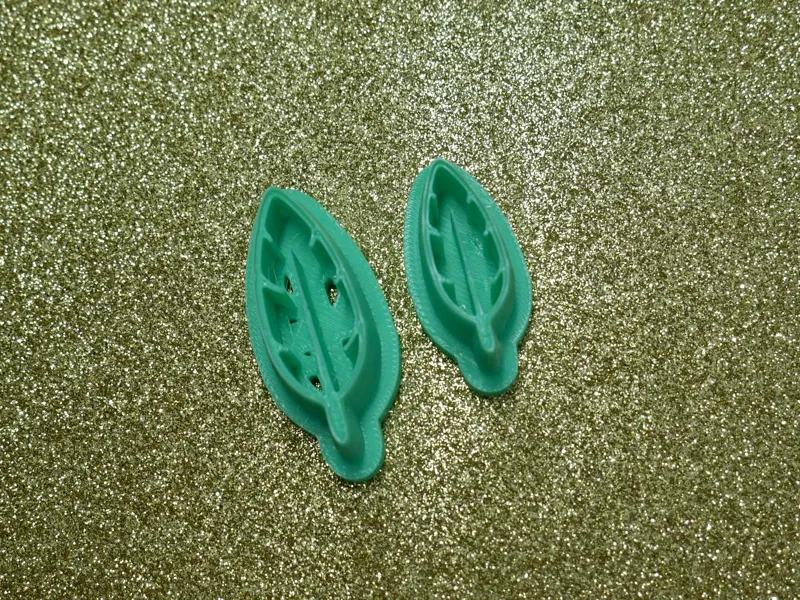 Feather Clay Cutter
