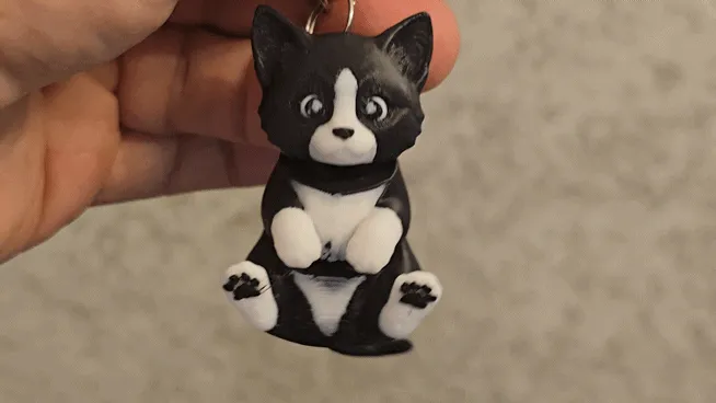 Alley cat kitty flexi keychain view 2