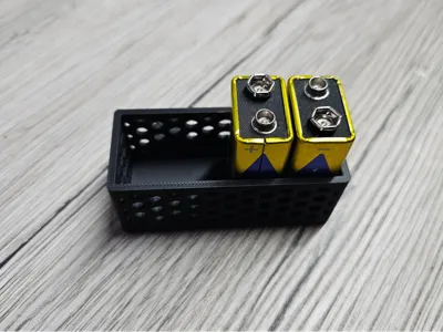 Holder for 4x 9V batteries for an HSW wall