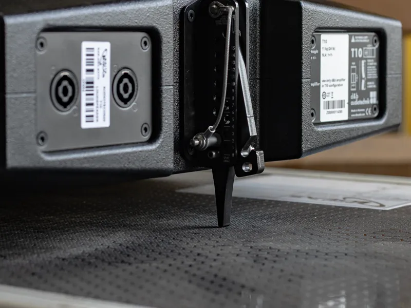 Front Fill Splay Stand for d&b T10