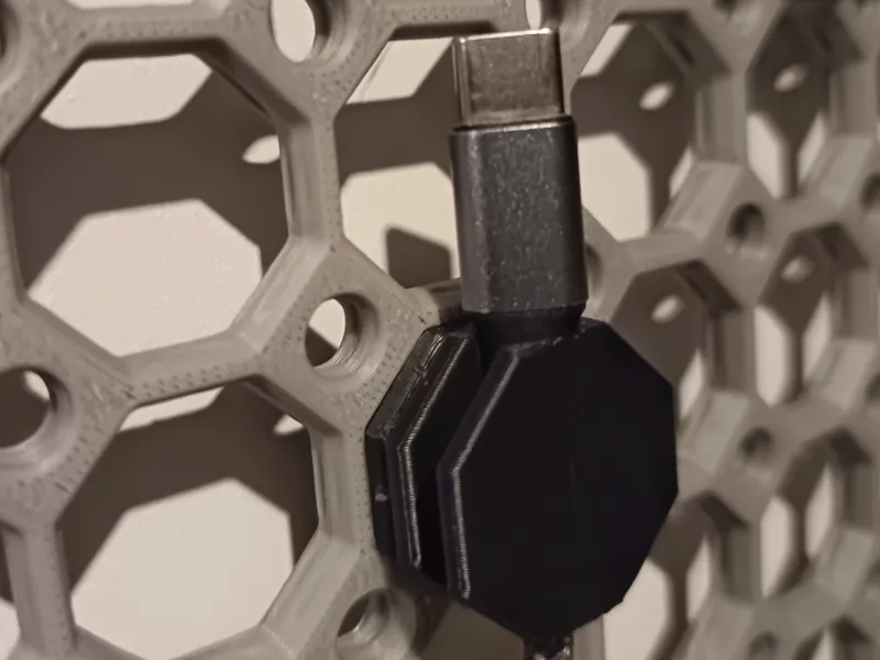 Simple Multiboard compatible Cable Clip