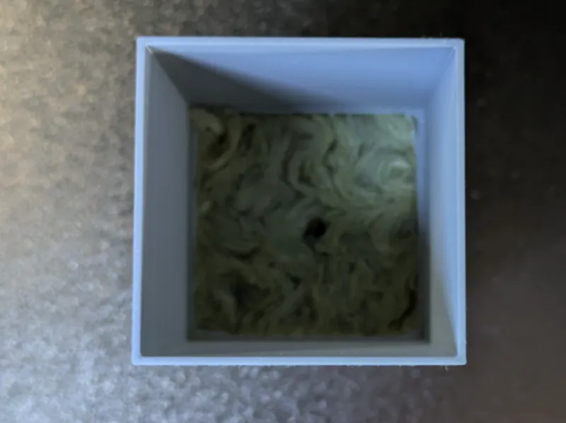 The seedling box for 4cm rockwool cubes