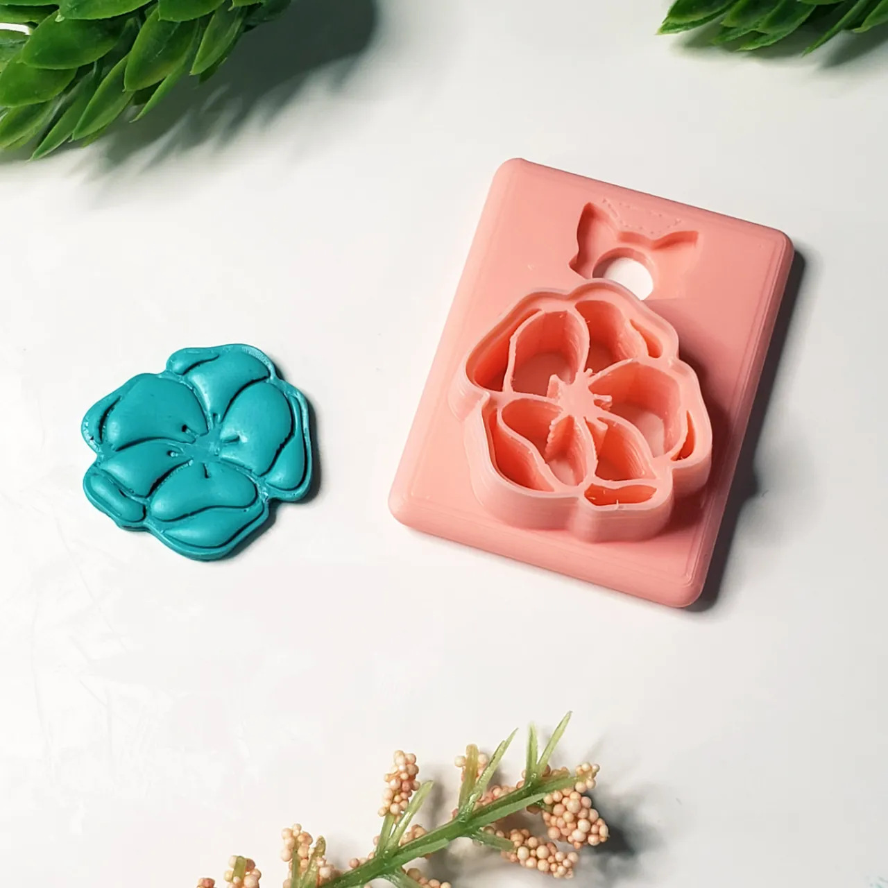 Poppy Flower Polymer Clay Earring Cutter view 4