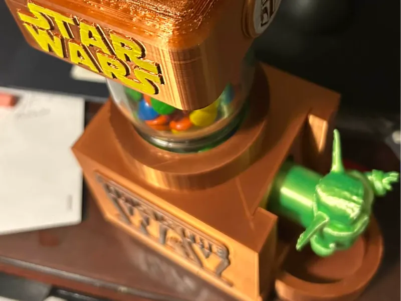 MADILORIAN CANDY MACHINE