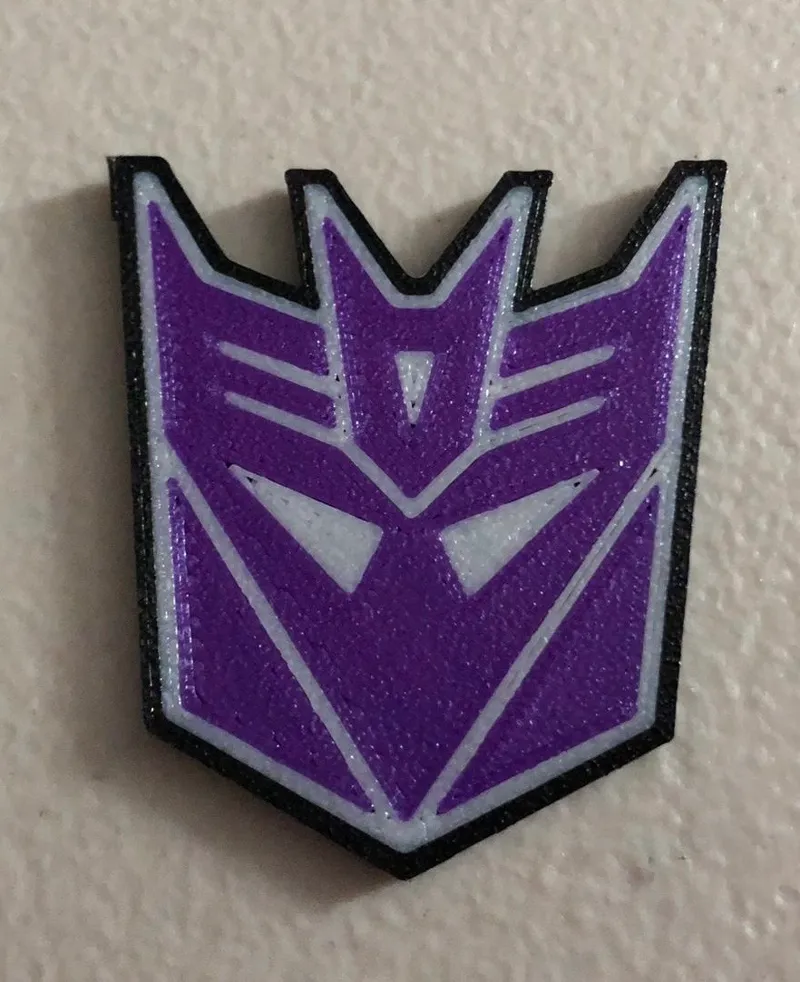 Decepticon logo/fridge magnet